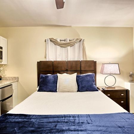 Relaxing, Comfortable, Private Bedroom Атланта Номер фото