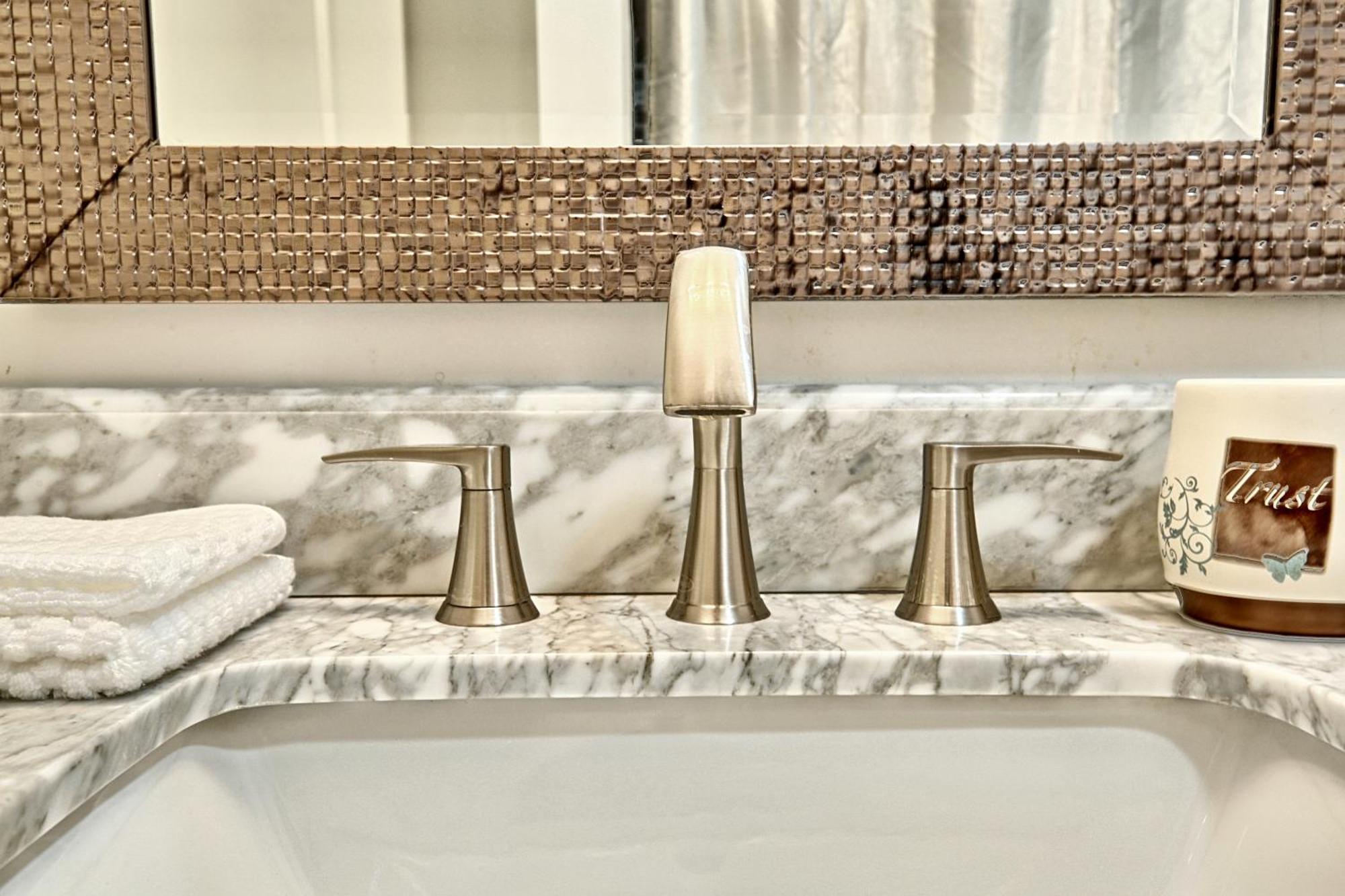 Relaxing, Comfortable, Private Bedroom Атланта Номер фото